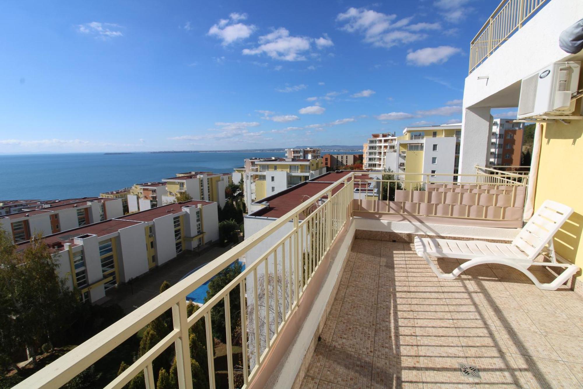 Fort Noks - Menada Apartments Свети Влас Стая снимка